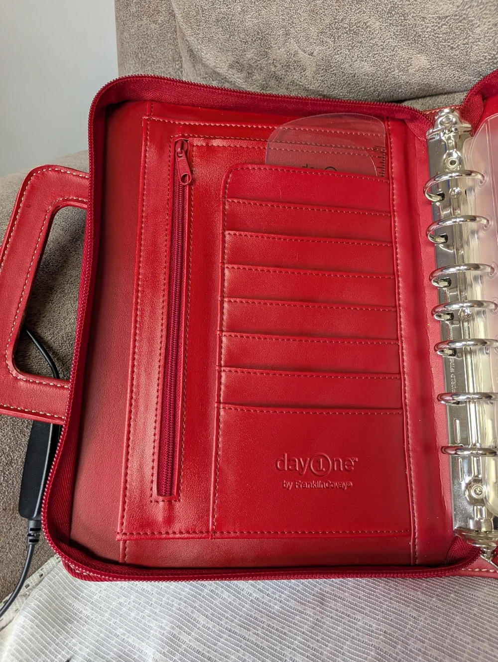 Day One FranklinCovey Red Leather Organizer Briefcase Portfolio Binder